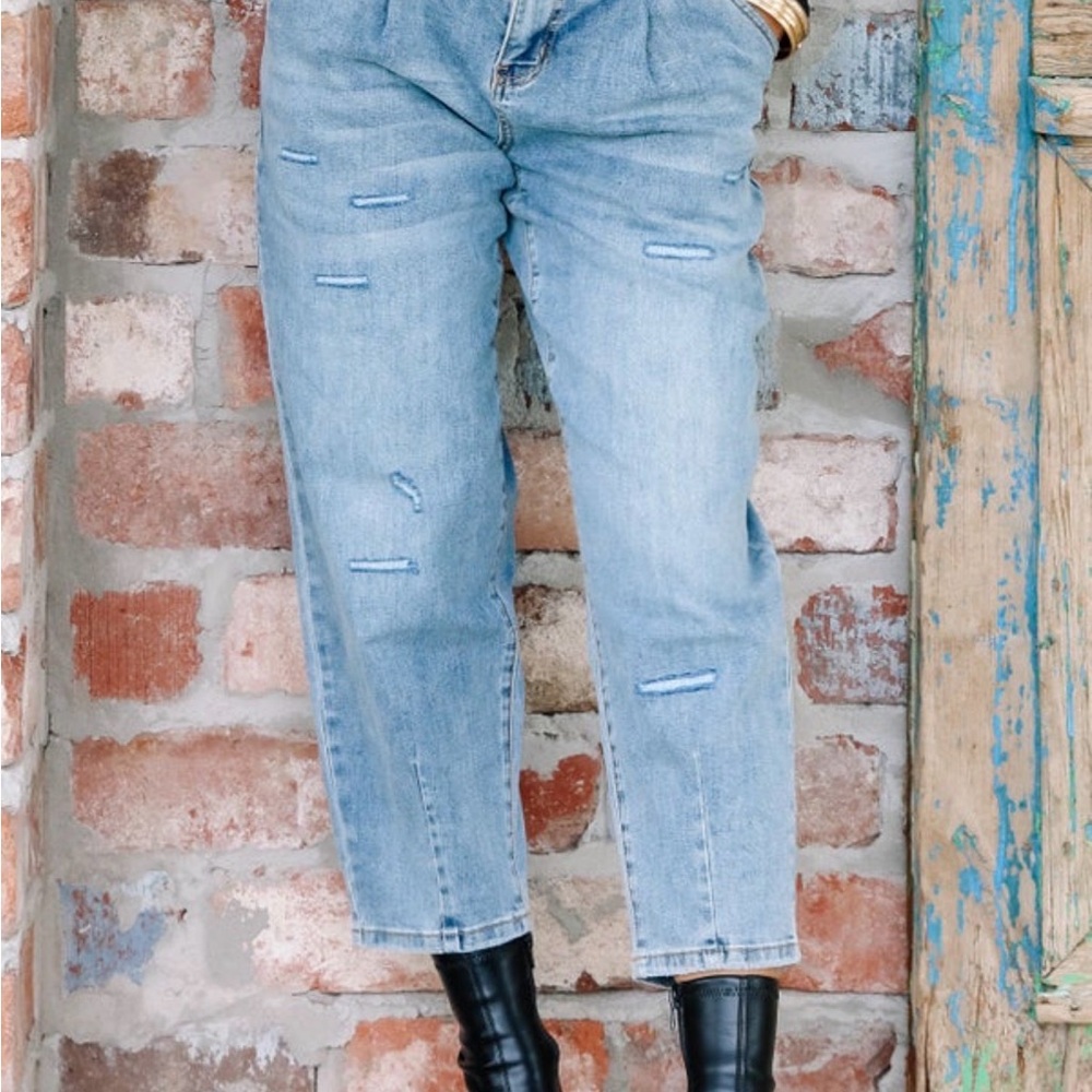 Tribal Audrey Washed Light Blue Distressed Jeans NWT Size 10 Barrel Jean